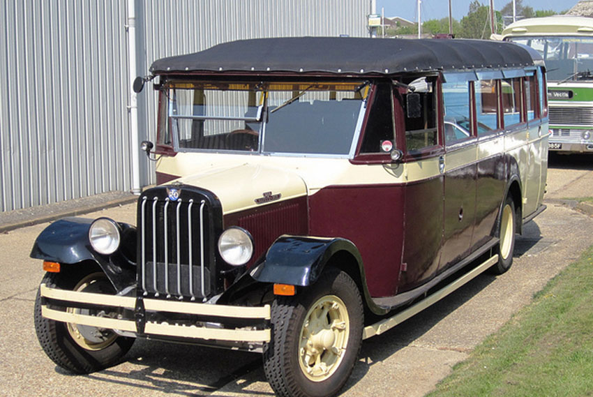 Reo Pullman - Based on the Isle of Wight